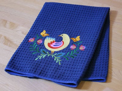 Hand Embroidery on Waffle Weave – It Can Be Done! –