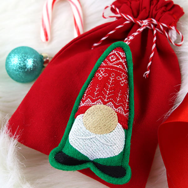 Christmas Mitten Ornaments Embroidery Blanks — Oh Sew Retro