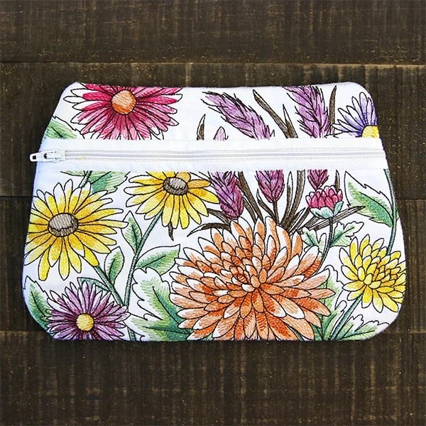 In-the-Hoop designs - image feautres: Autumn floral clutch